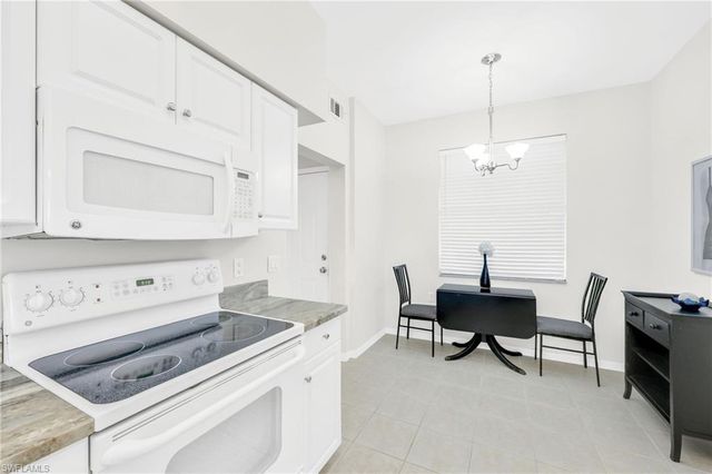 2720 Cypress Trace CIR 2916, Naples, FL 34119