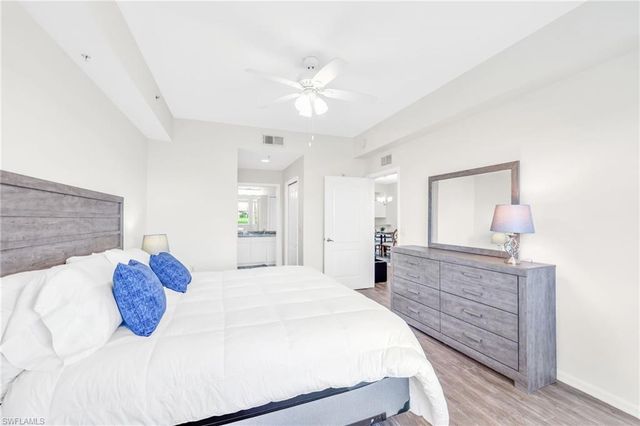 2720 Cypress Trace CIR 2916, Naples, FL 34119