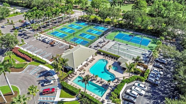 2720 Cypress Trace CIR 2916, Naples, FL 34119