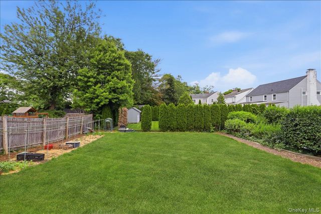 6 Deerfield Avenue, Eastchester, NY 10709