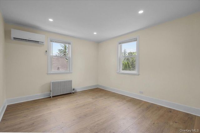 6 Deerfield Avenue, Eastchester, NY 10709
