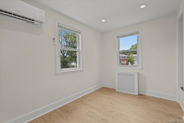 6 Deerfield Avenue, Eastchester, NY 10709