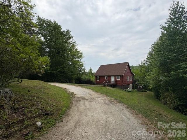 9064 Wildflower Lane, Newland, NC 28657