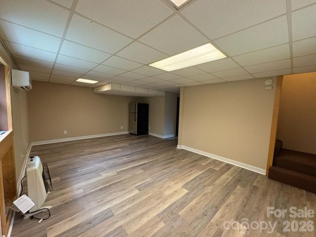9064 Wildflower Lane, Newland, NC 28657
