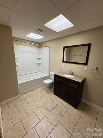 9064 Wildflower Lane, Newland, NC 28657