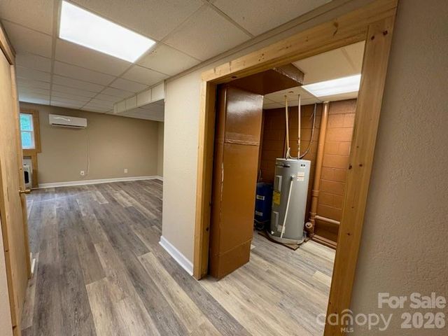 9064 Wildflower Lane, Newland, NC 28657