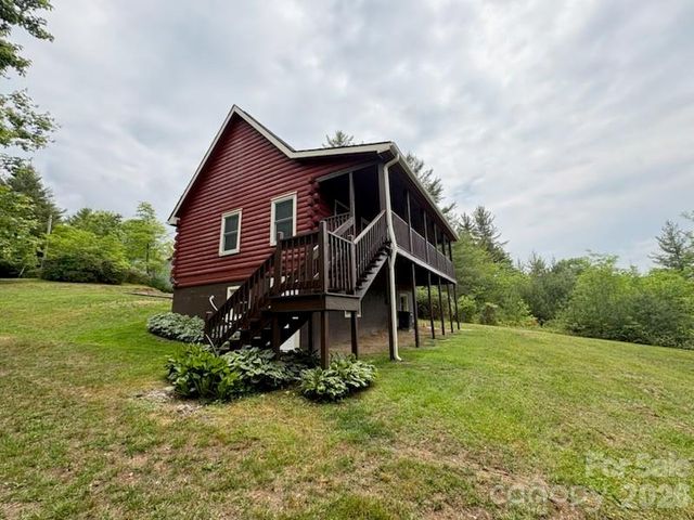9064 Wildflower Lane, Newland, NC 28657