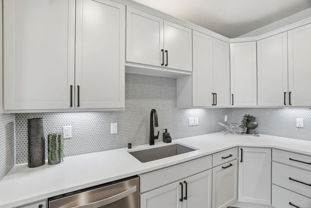 2530 W Summit Pkwy, Spokane, WA 99201