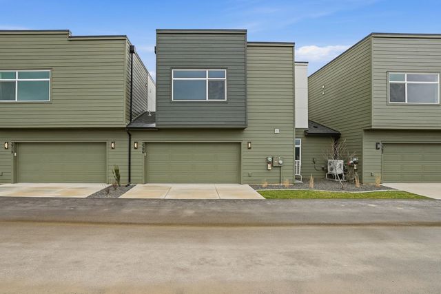 2530 W Summit Pkwy, Spokane, WA 99201