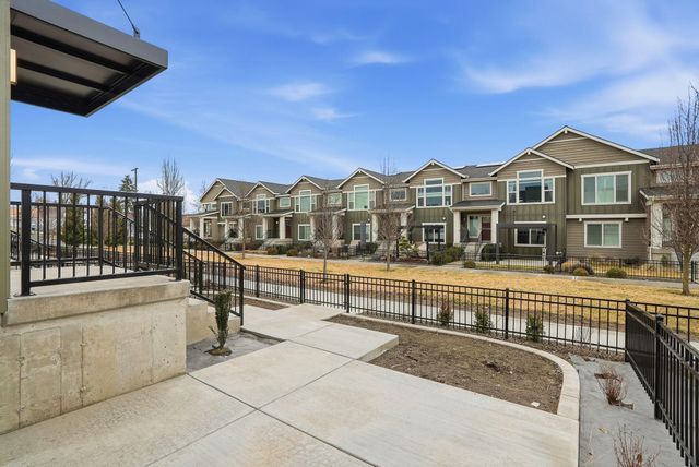 2530 W Summit Pkwy, Spokane, WA 99201