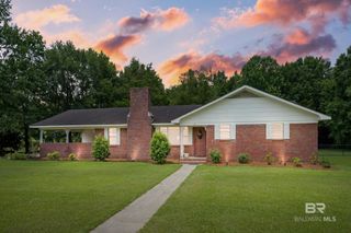 56 Old Bratt Road, Atmore, AL 36502