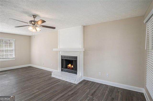 3822 HOLLAND Drive, Snellville, GA 30039