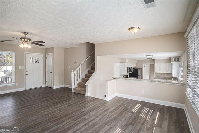 3822 HOLLAND Drive, Snellville, GA 30039