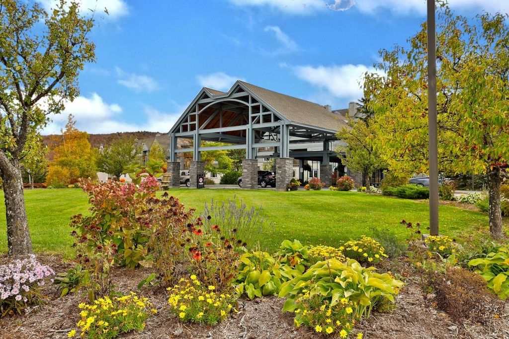 228 East Mountain Road 152 I, Killington, VT 05751