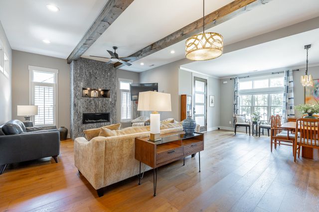 9265 Skyfall Drive, Ooltewah, TN 37363