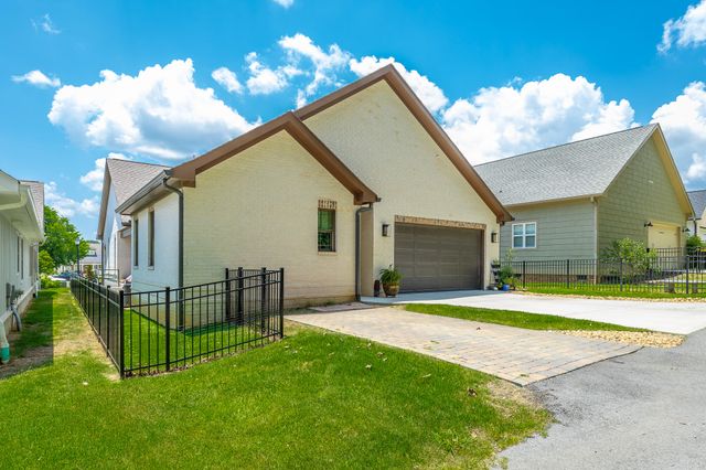 9265 Skyfall Drive, Ooltewah, TN 37363