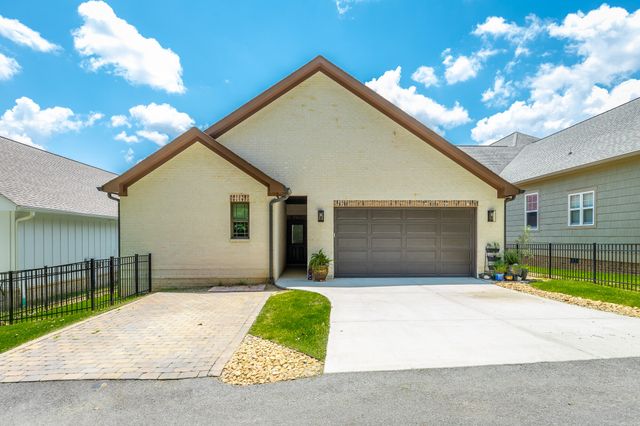 9265 Skyfall Drive, Ooltewah, TN 37363