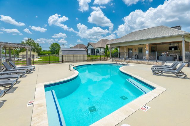 9265 Skyfall Drive, Ooltewah, TN 37363