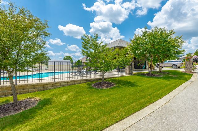 9265 Skyfall Drive, Ooltewah, TN 37363