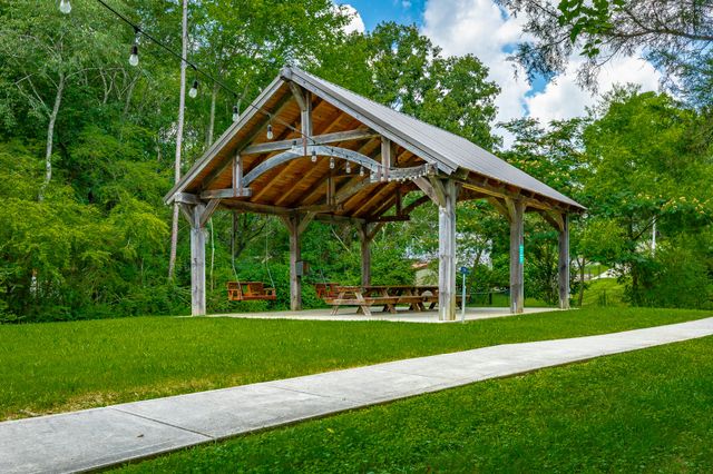 9265 Skyfall Drive, Ooltewah, TN 37363
