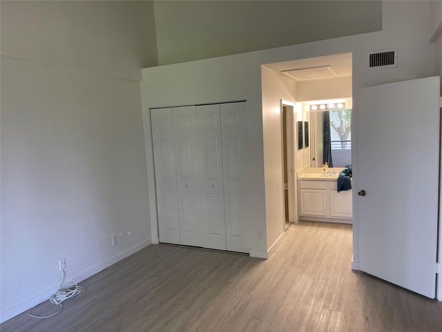 751 LYONS Road 18204, Coconut Creek, FL 33063