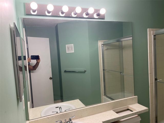 751 LYONS Road 18204, Coconut Creek, FL 33063