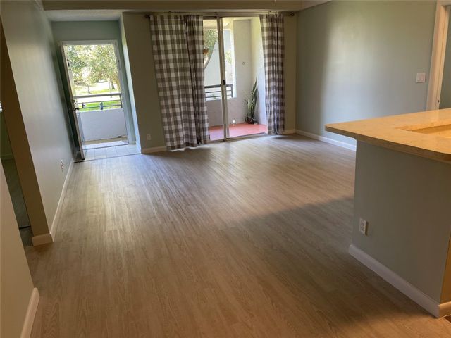 751 LYONS Road 18204, Coconut Creek, FL 33063