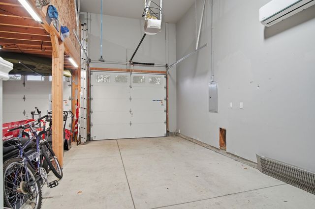 2521 S Vera Crest Dr, Spokane, WA 99037