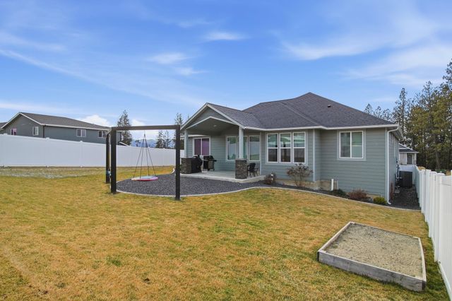 2521 S Vera Crest Dr, Spokane, WA 99037