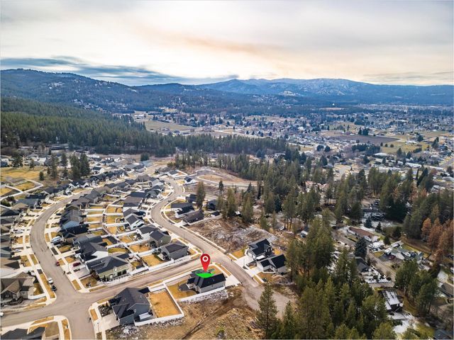 2521 S Vera Crest Dr, Spokane, WA 99037