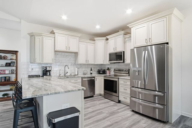 2521 S Vera Crest Dr, Spokane, WA 99037