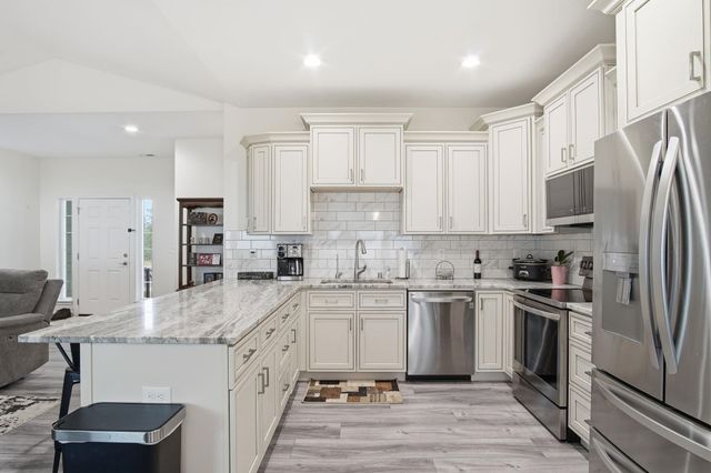 2521 S Vera Crest Dr, Spokane, WA 99037