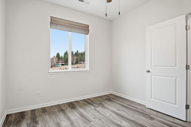 2521 S Vera Crest Dr, Spokane, WA 99037