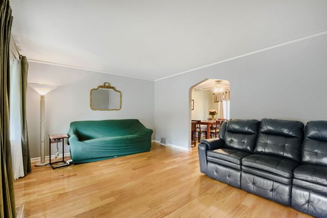 3734 W 107th Street, Chicago, IL 60655