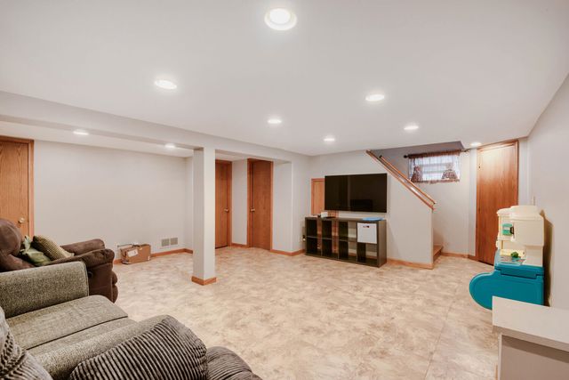 3734 W 107th Street, Chicago, IL 60655