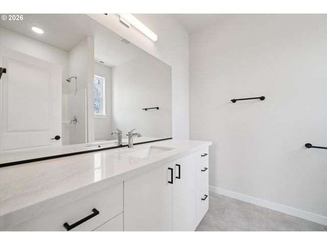 5971 Se REEDWAY St, Portland, OR 97206