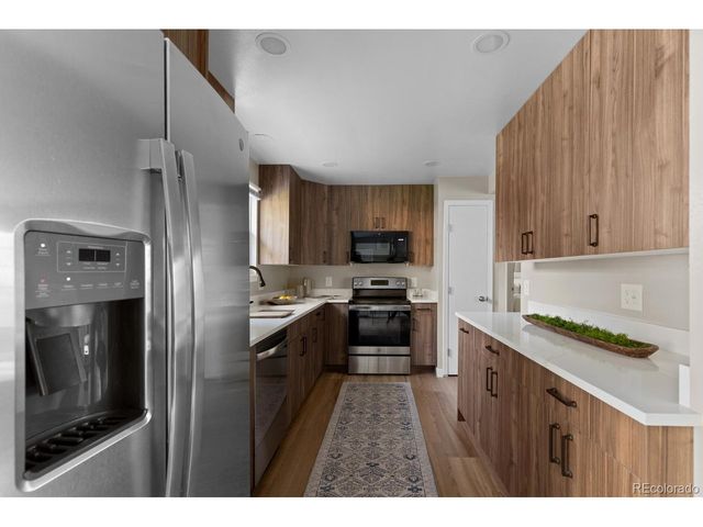 4382 S Ceylon Way, Aurora, CO 80015