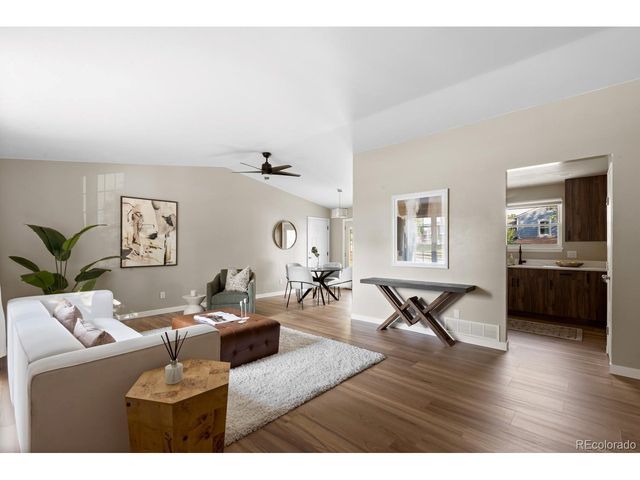 4382 S Ceylon Way, Aurora, CO 80015