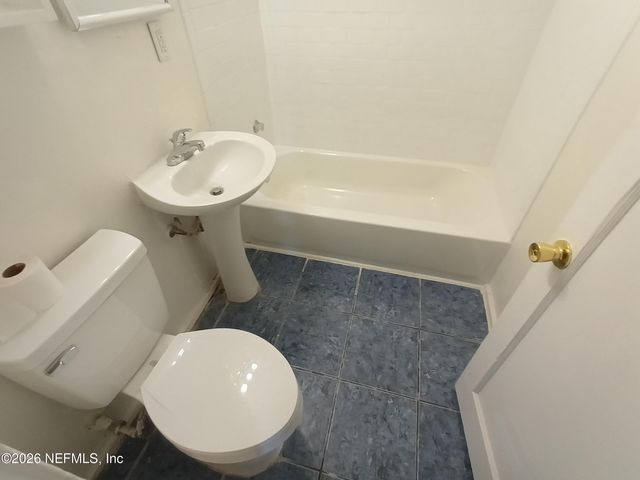 2737 CHERRYWOOD Road, Jacksonville, FL 32210