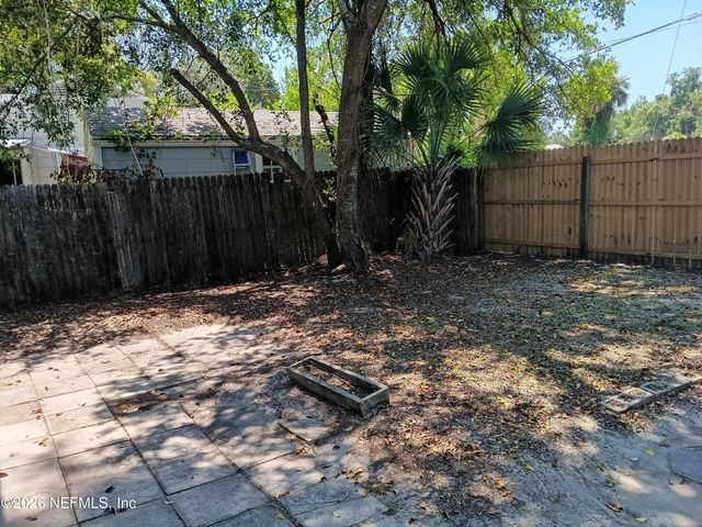 2737 CHERRYWOOD Road, Jacksonville, FL 32210