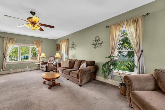 33220 S Honey Lake ROAD, Burlington, WI 53105