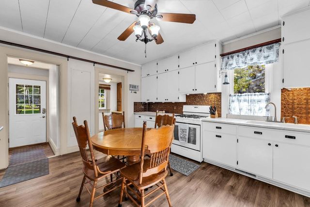 33220 S Honey Lake ROAD, Burlington, WI 53105