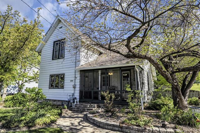 33220 S Honey Lake ROAD, Burlington, WI 53105