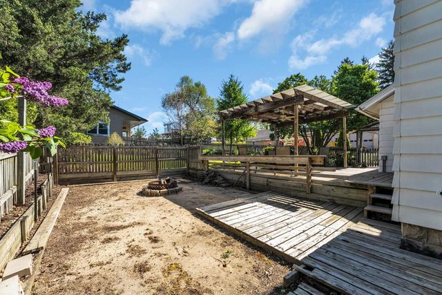 33220 S Honey Lake ROAD, Burlington, WI 53105