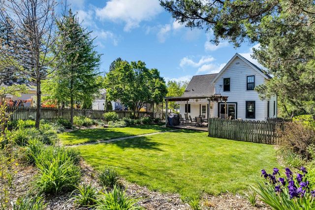 33220 S Honey Lake ROAD, Burlington, WI 53105