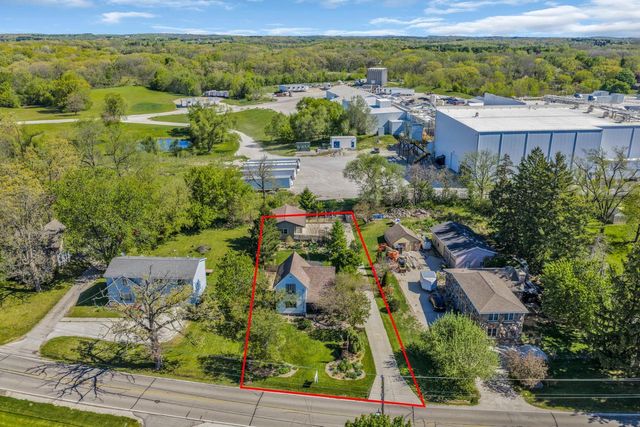 33220 S Honey Lake ROAD, Burlington, WI 53105