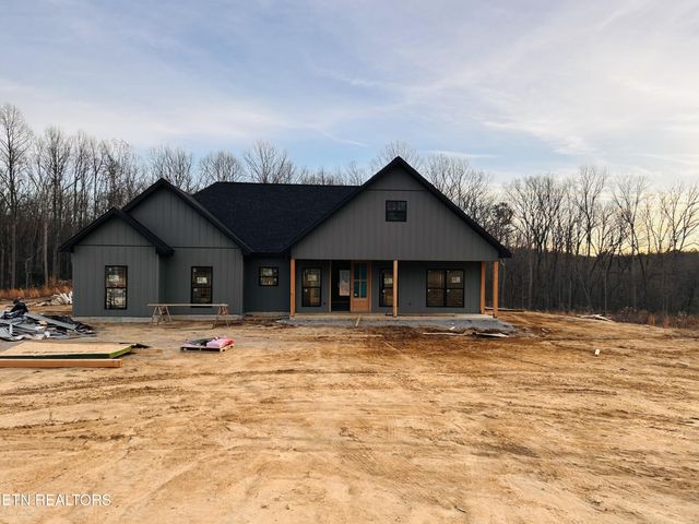 1458 Taylor Place Rd, Jamestown, TN 38556