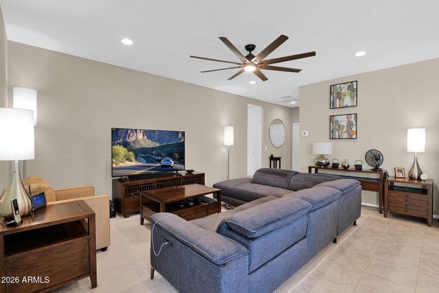 1172 W PARADISE Way, Casa Grande, AZ 85122