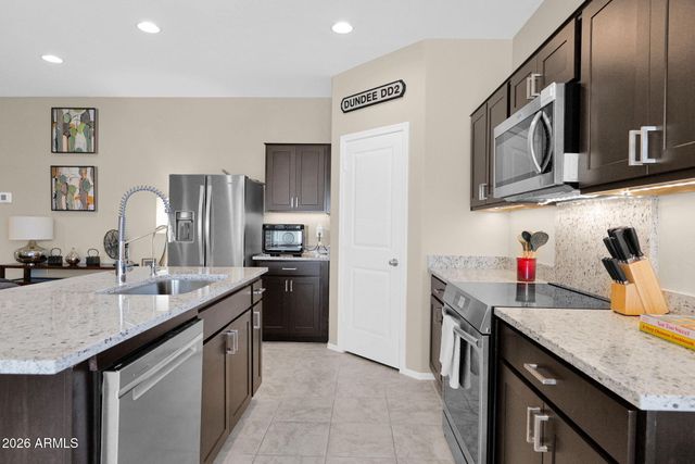 1172 W PARADISE Way, Casa Grande, AZ 85122
