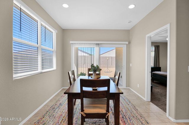 1172 W PARADISE Way, Casa Grande, AZ 85122
